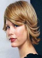  fryzury krótkie włosy blond,  obszerna galeria  ze zdjęciami fryzur dla kobiet w serwisie z numerem  153